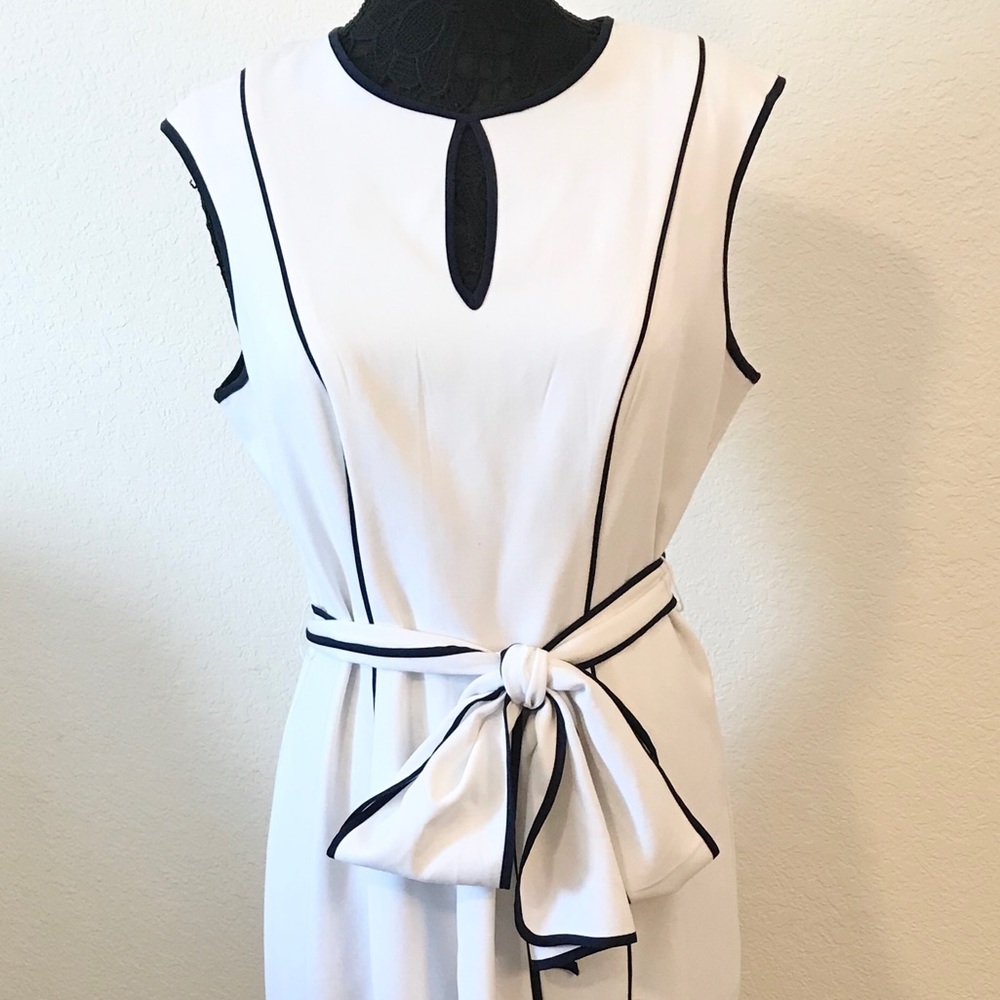 Show off in this strikingly beautiful dress! 👗